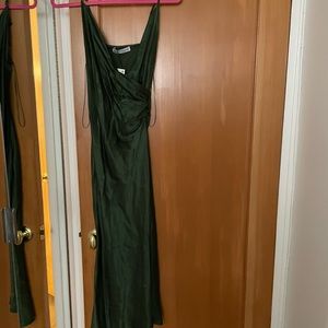 DARK GREEN FLOOR LENGTH DRESS NEVER WORN!!!